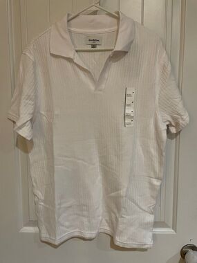 Goodfellow & Co. white v neck short sleeve top medium NWT